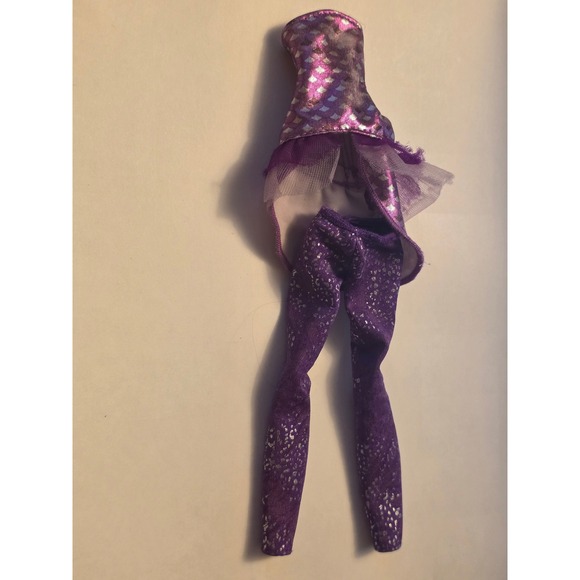 Ever After High Raven outfit - Picture 1 of 3